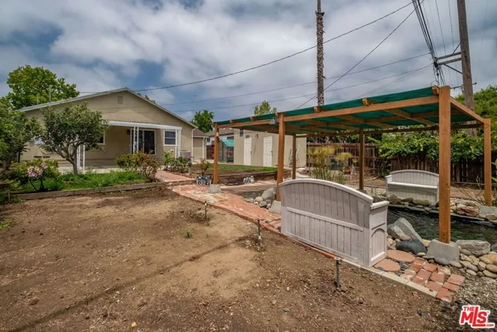 7832 Midfield Avenue, Los Angeles, California 90045