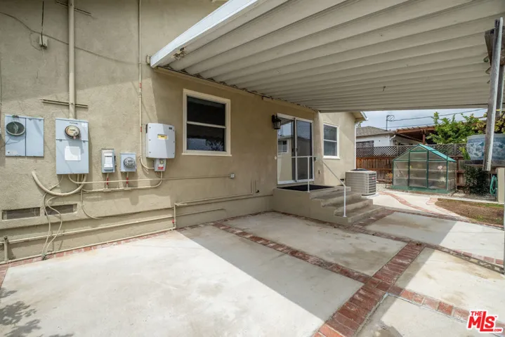 7832 Midfield Avenue, Los Angeles, California 90045