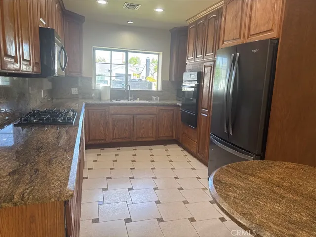 5171 Chimineas, Tarzana, California 91356