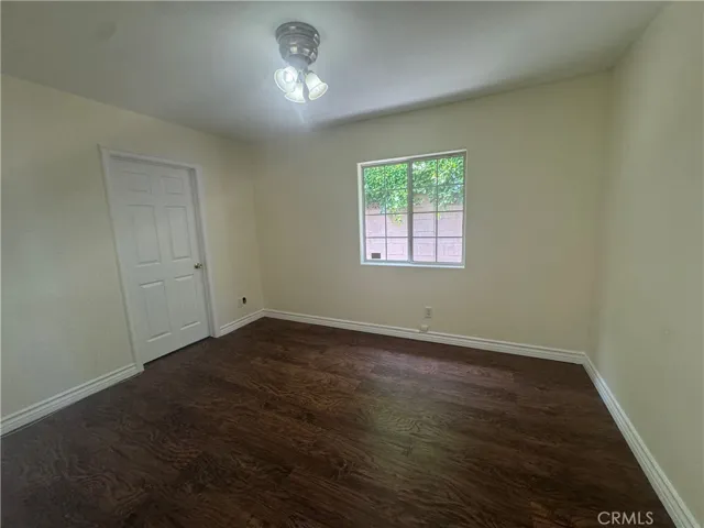 5171 Chimineas, Tarzana, California 91356