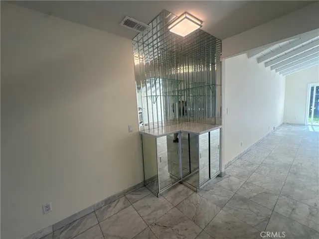 5171 Chimineas, Tarzana, California 91356