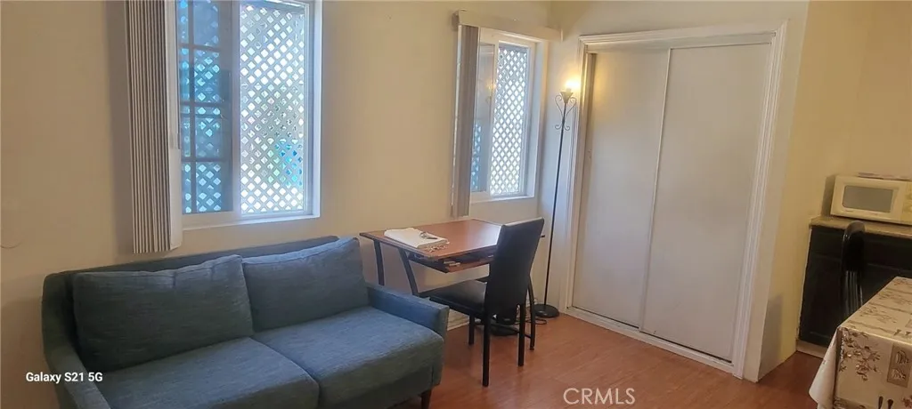 805 E 21st, #C, Closet