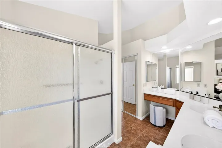 4886 Mount Rainier, Jurupa Valley, California 92509