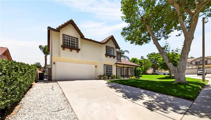4886 Mount Rainier, Jurupa Valley, California 92509