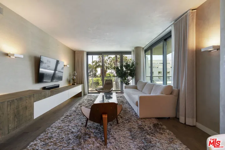 1755 Ocean Avenue 410, Santa Monica, California 90401