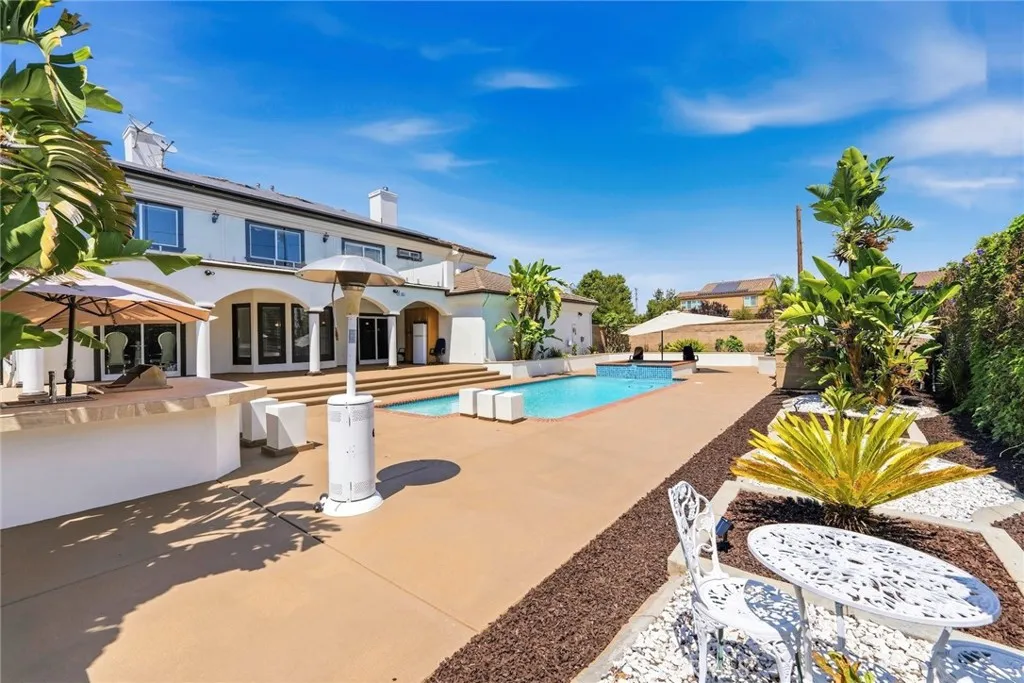 322 E 19th, Upland, California 91784 — photo 5