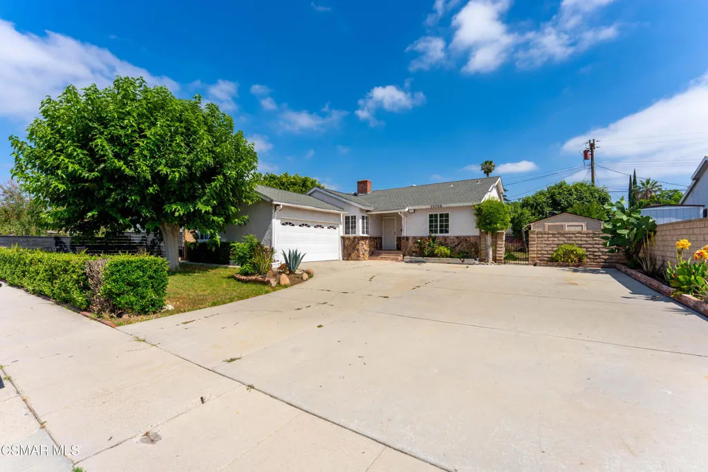 20709 Schoolcraft St MLS-4