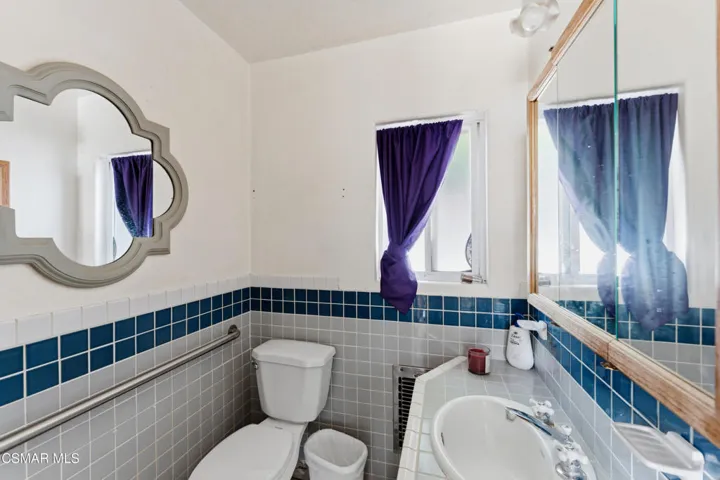 20709 Schoolcraft St MLS-17