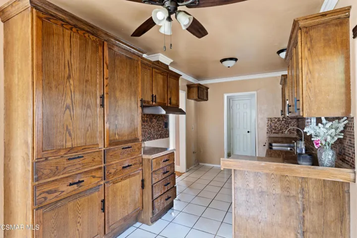 20709 Schoolcraft St MLS-10