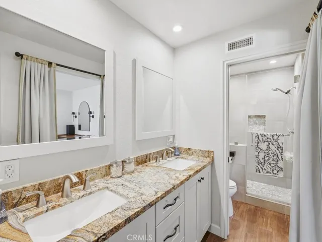 21711 Bogarra, Mission Viejo, California 92692