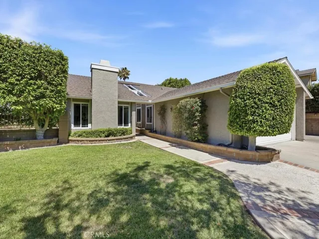 21711 Bogarra, Mission Viejo, California 92692
