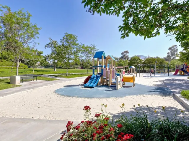 21711 Bogarra, Mission Viejo, California 92692