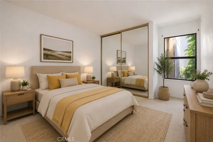 Virtually Staged – Furniture and décor are for illustrative purposes only.