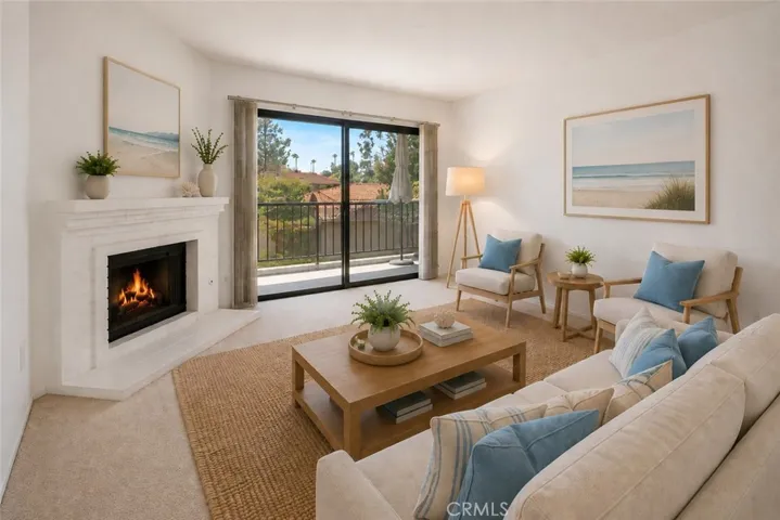 Virtually Staged – Furniture and décor are for illustrative purposes only.