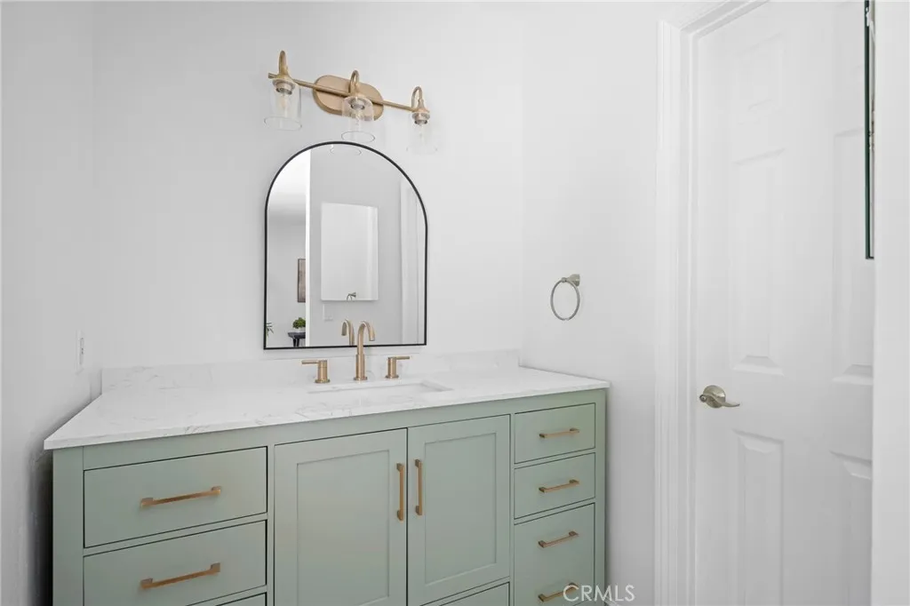 Primary vanity