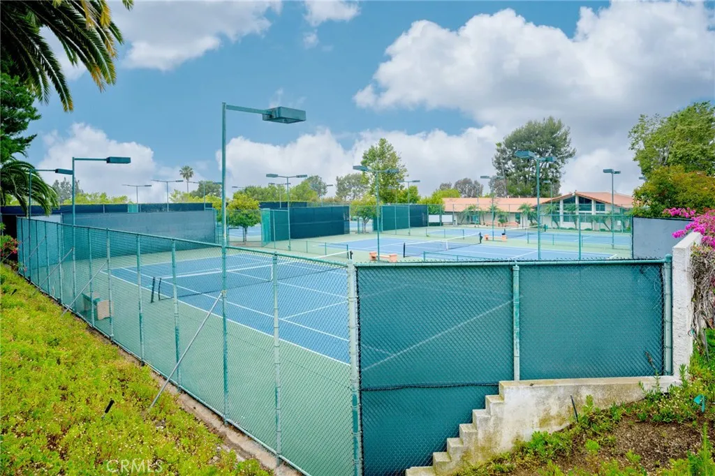 Tennis/Pickleball Courts