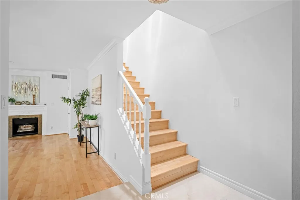 Entry stairs