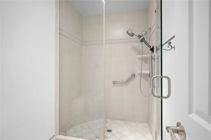 Stall shower