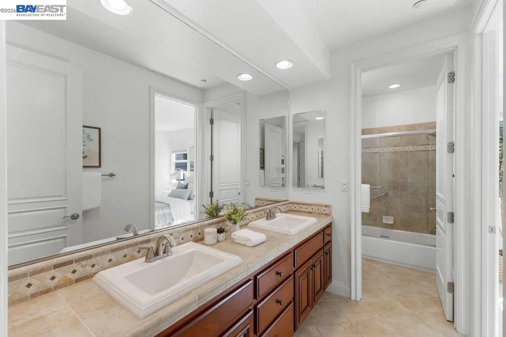 Jack and Jill Bath