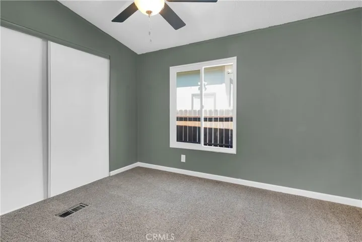 2nd bedroom.