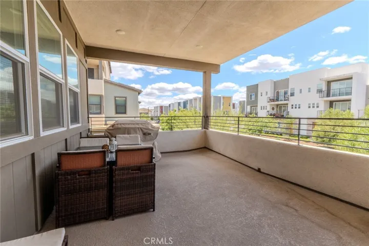27504 Illumination Court, Valencia, California 91381