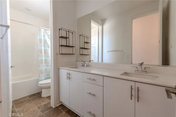 27504 Illumination Court, Valencia, California 91381