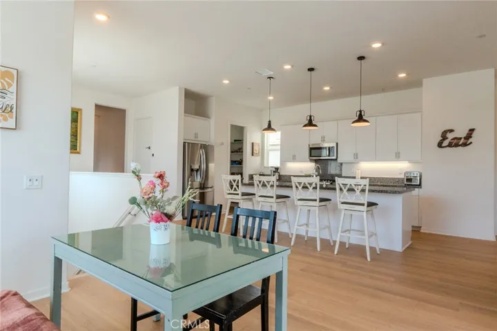 27504 Illumination Court, Valencia, California 91381