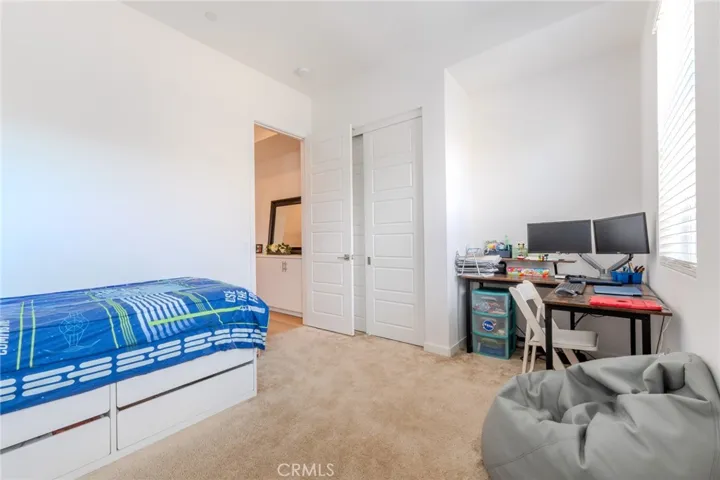 27504 Illumination Court, Valencia, California 91381