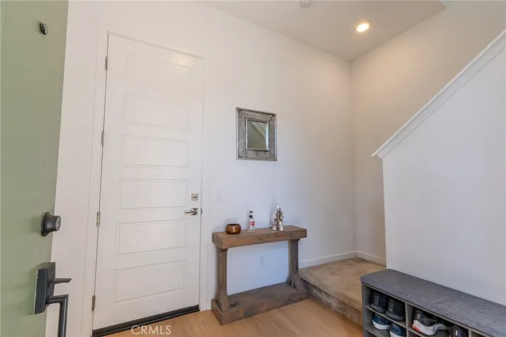 27504 Illumination Court, Valencia, California 91381
