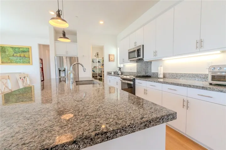 27504 Illumination Court, Valencia, California 91381