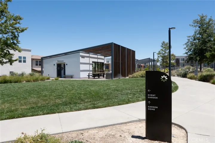 27504 Illumination Court, Valencia, California 91381