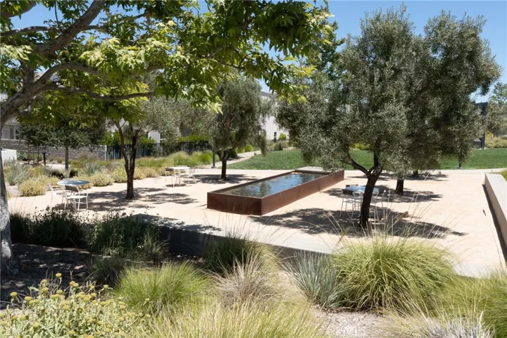 27504 Illumination Court, Valencia, California 91381