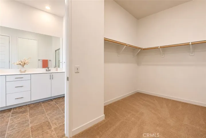 27504 Illumination Court, Valencia, California 91381