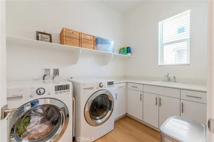 27504 Illumination Court, Valencia, California 91381