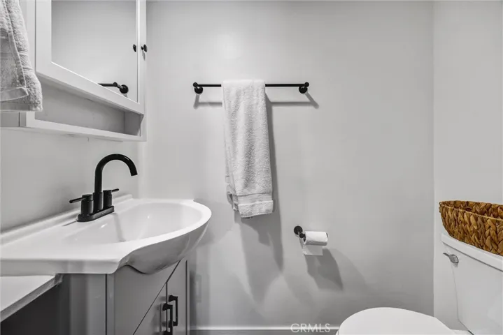 134 Avenida Presidio, San Clemente, California 92672