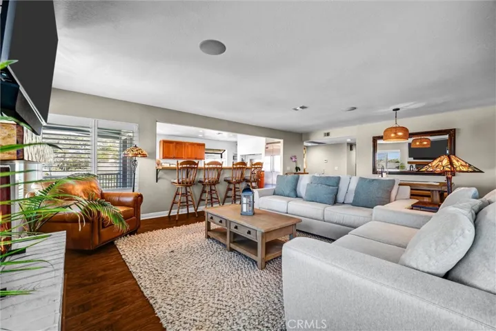 134 Avenida Presidio, San Clemente, California 92672