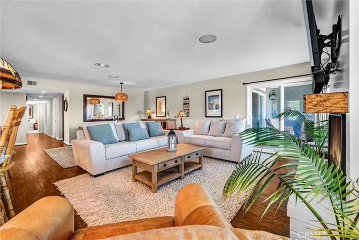 134 Avenida Presidio, San Clemente, California 92672