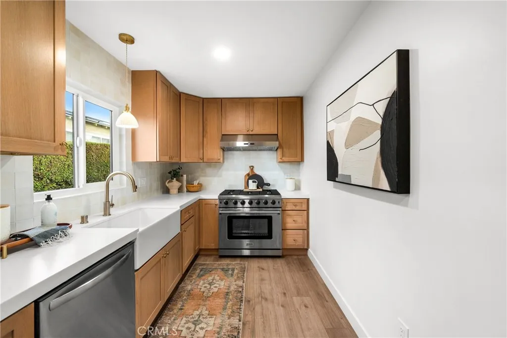 Spacious Kitchen