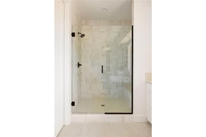 Primary Shower