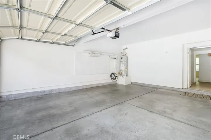 2-Car Garage