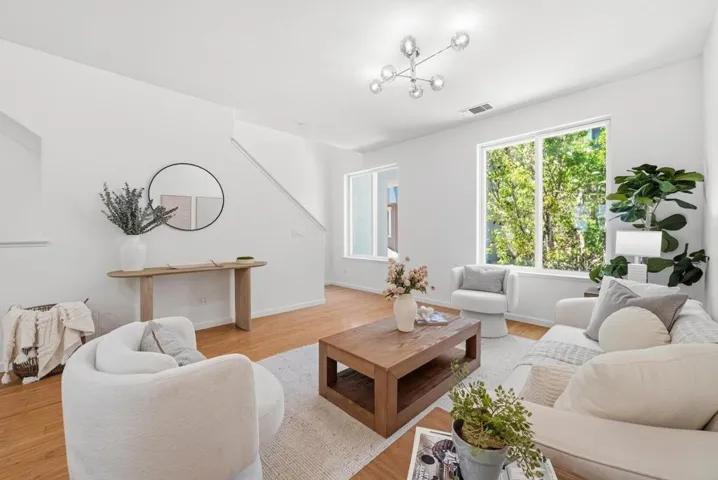 909 Alta Mar Terrace, San Jose, California 95126