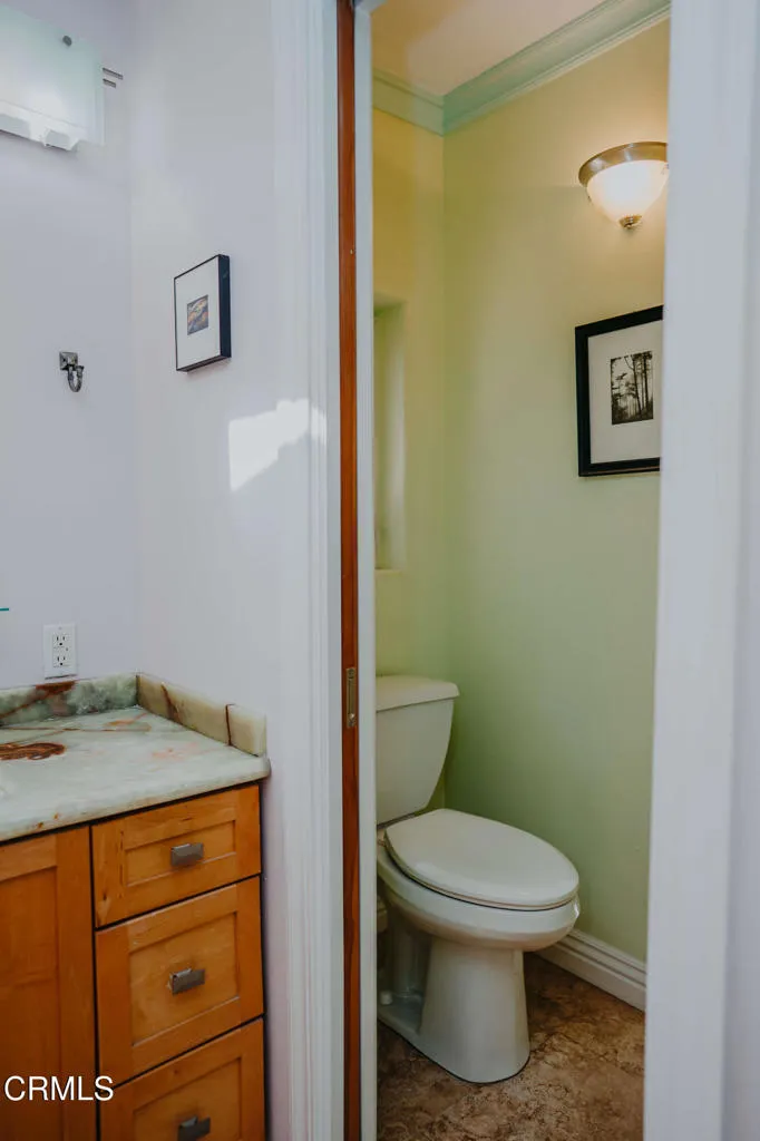 472 Master Toilet Room 32