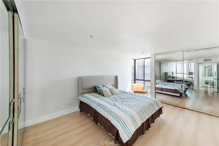222 S Central 428, Los Angeles, California 90012