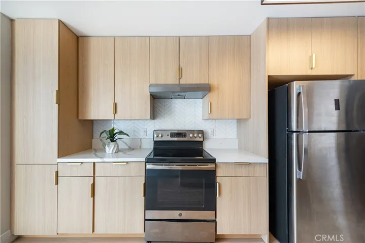 222 S Central 428, Los Angeles, California 90012