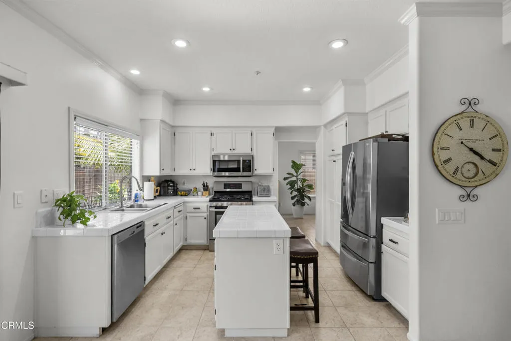 1522-carnation-09-kitchen