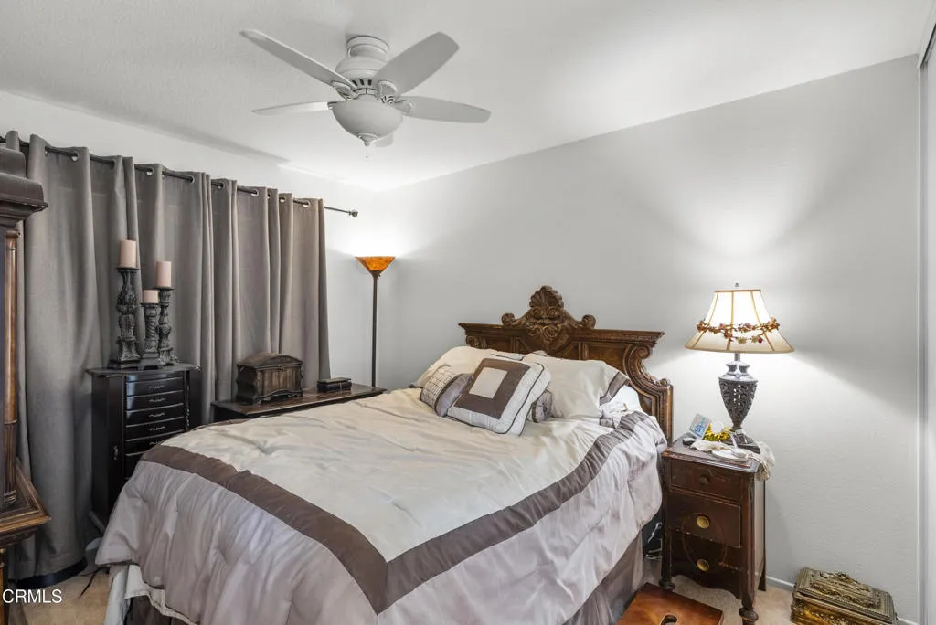 1522-carnation-29-bedroom