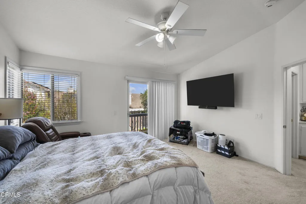 1522-carnation-22-primary-bedroom