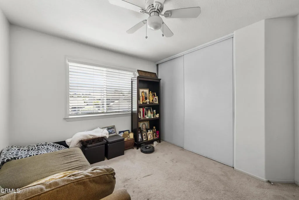 1522-carnation-31-bedroom