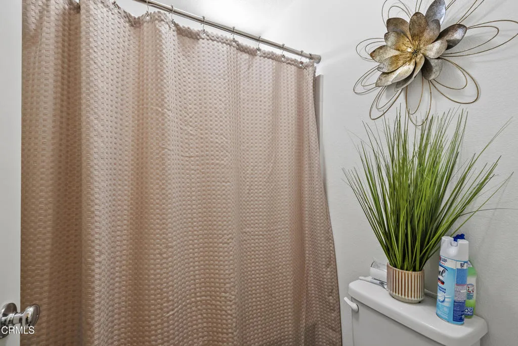 1522-carnation-24-primary-bath