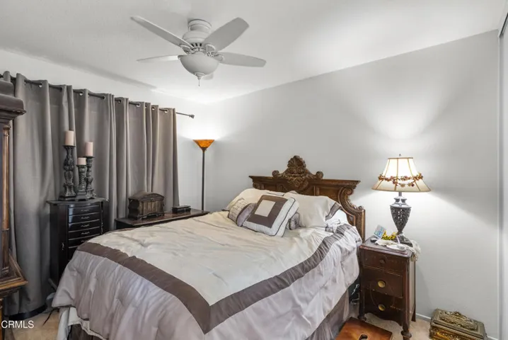 1522-carnation-29-bedroom